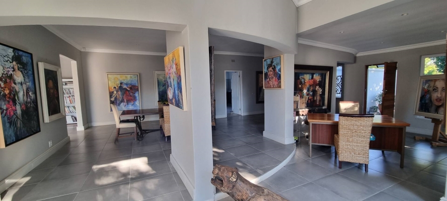 5 Bedroom Property for Sale in Dan Pienaar Free State